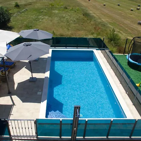 Vikendica Marana - Five Bedroom *