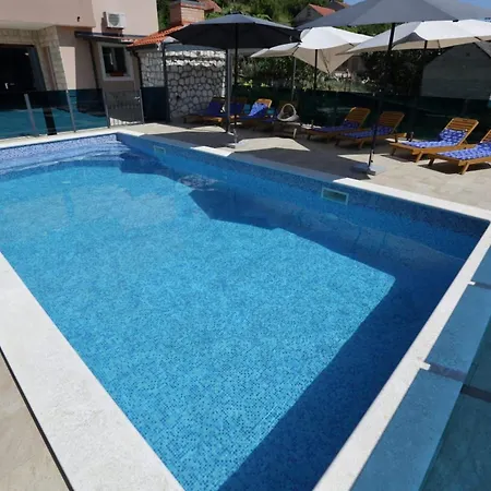 Vikendica Marana - Five Bedroom