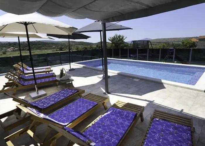 Marana - Five Bedroom * Cavoglave